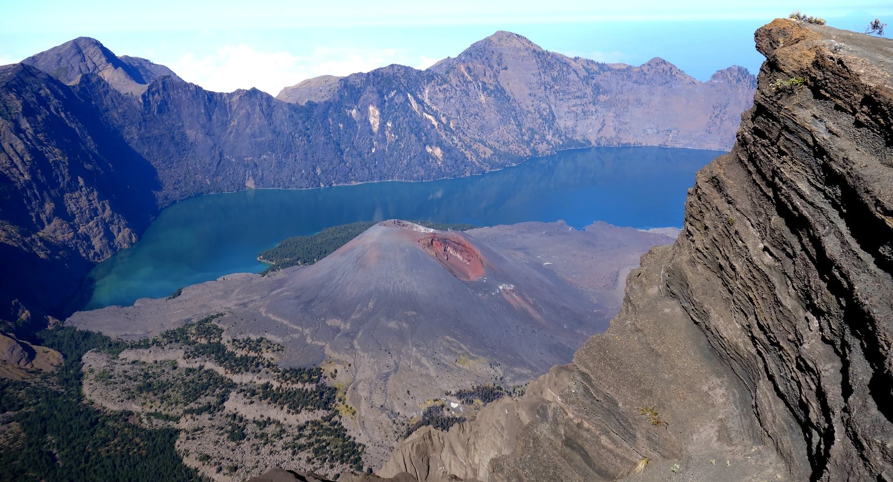 The Segara Anak crater lake with Barujari, seen from the crater rim